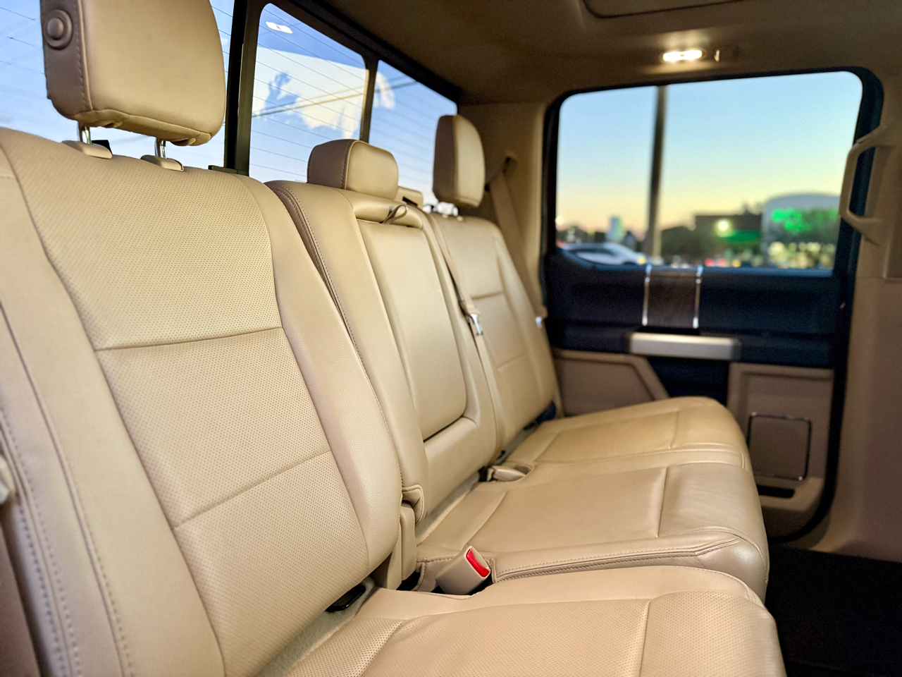 Ford F-250 SD Lariat Crew Cab 4WD 2017