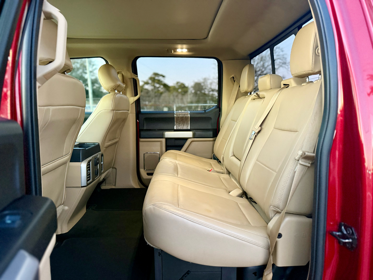 Ford F-250 SD Lariat Crew Cab 4WD 2017