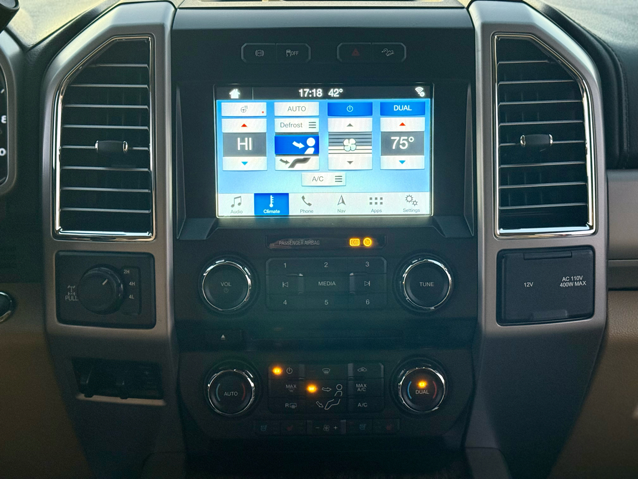 Ford F-250 SD Lariat Crew Cab 4WD 2017