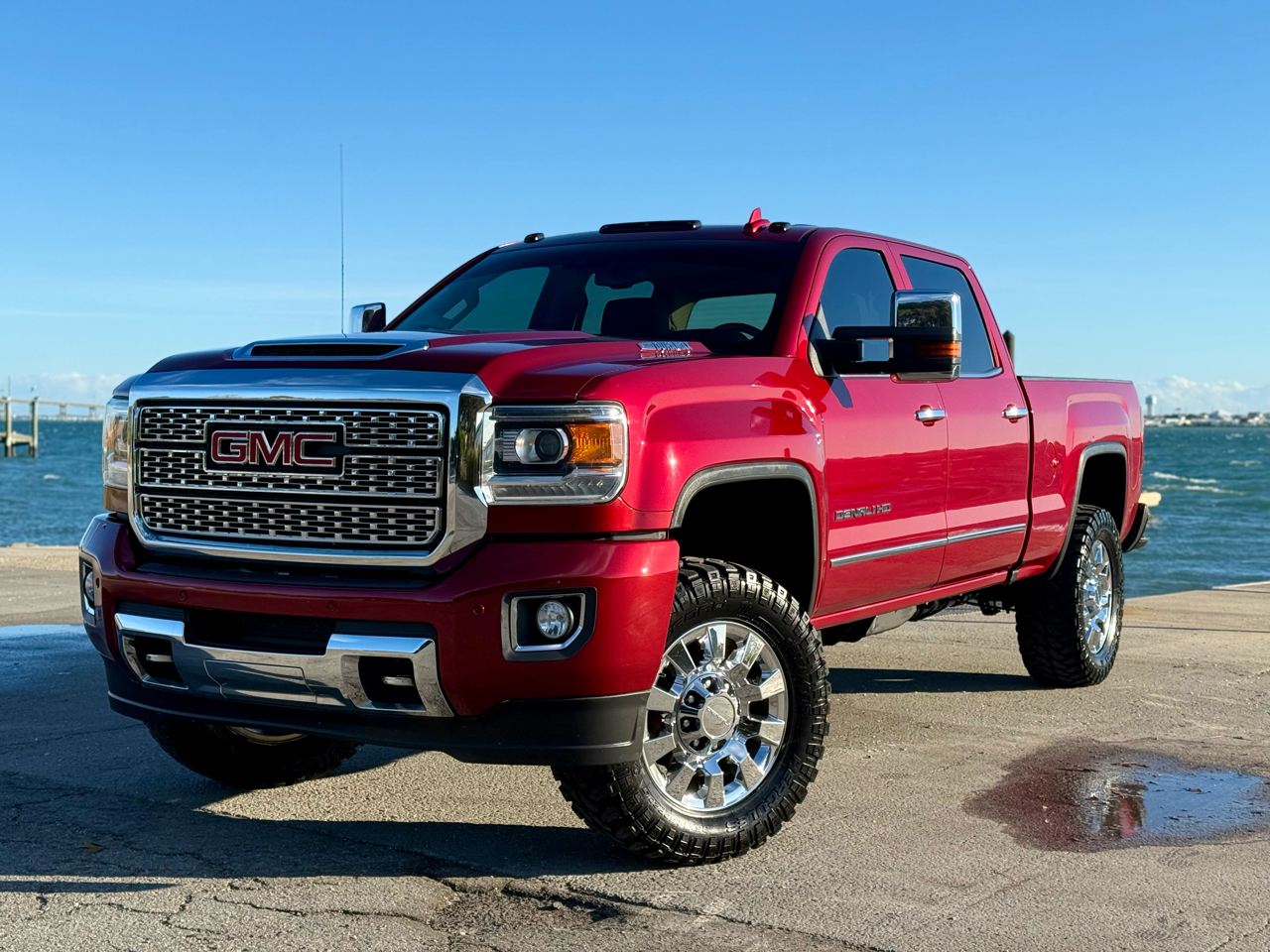 2019 GMC Sierra 2500HD Denali Crew Cab 4WD