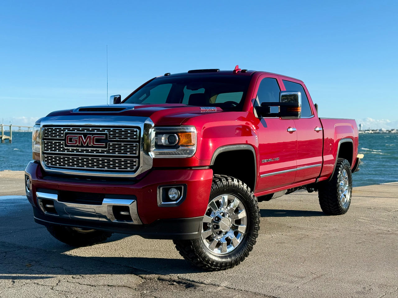 2019 GMC Sierra 2500HD Denali Crew Cab 4WD