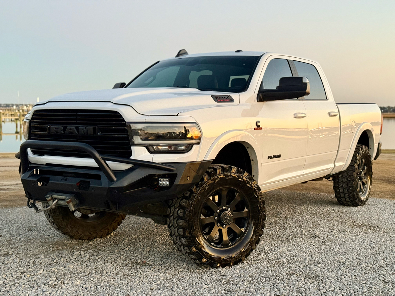 RAM 2500 Laramie Crew Cab SWB 4WD 2019