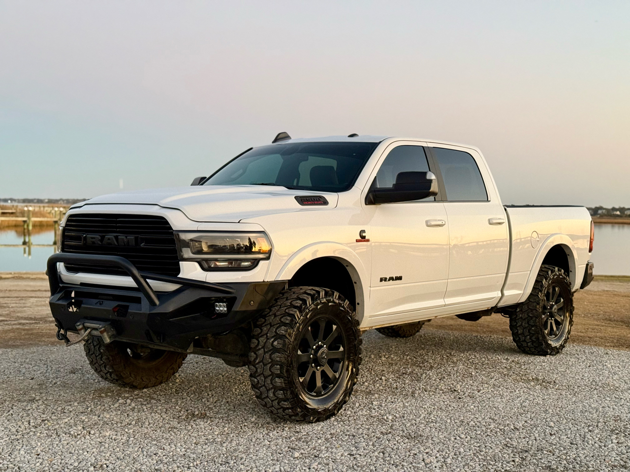 RAM 2500 Laramie Crew Cab SWB 4WD 2019