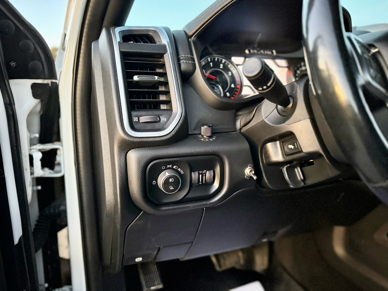 RAM 2500 Laramie Crew Cab SWB 4WD 2019