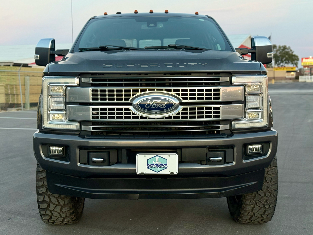 Ford F-350 SD Platinum Crew Cab 4WD 2018