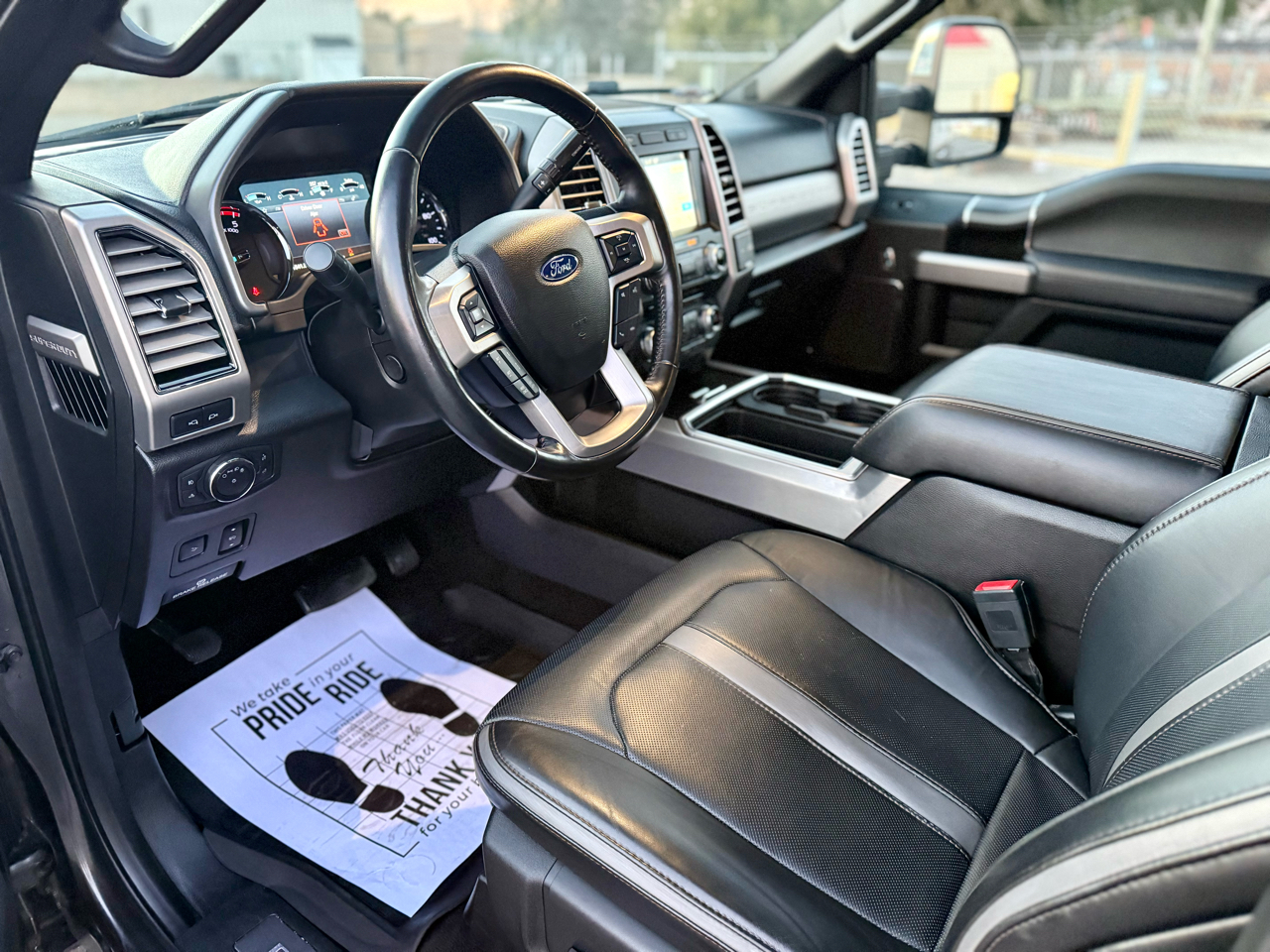 Ford F-350 SD Platinum Crew Cab 4WD 2018