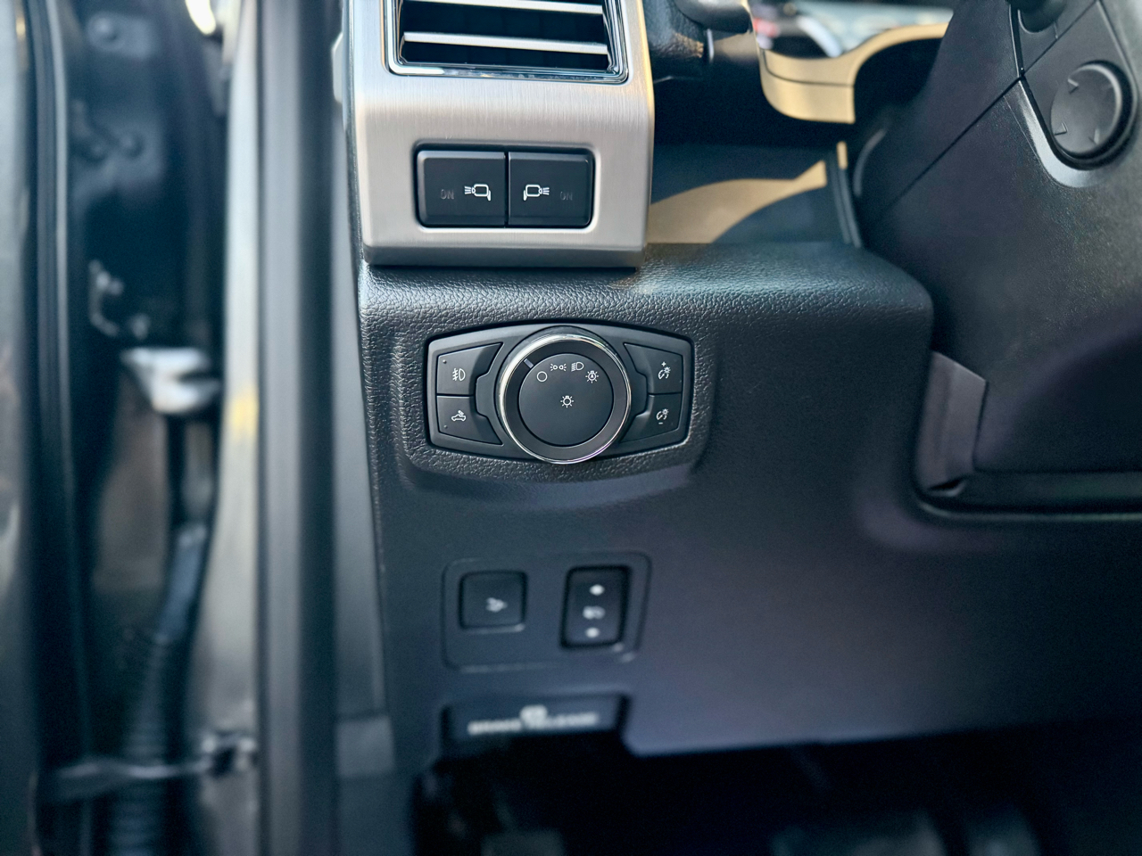 Ford F-350 SD Platinum Crew Cab 4WD 2018