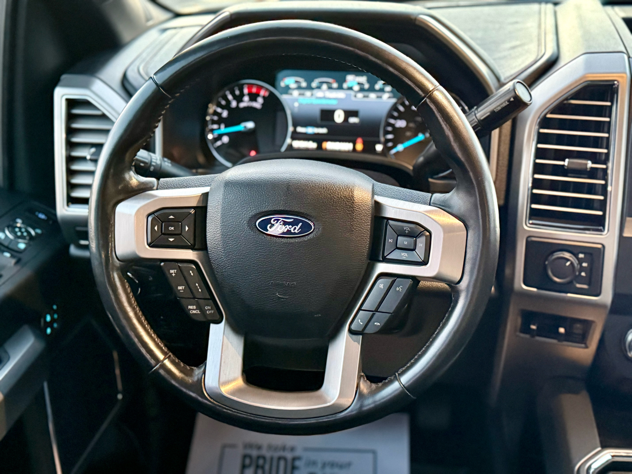 Ford F-350 SD Platinum Crew Cab 4WD 2018