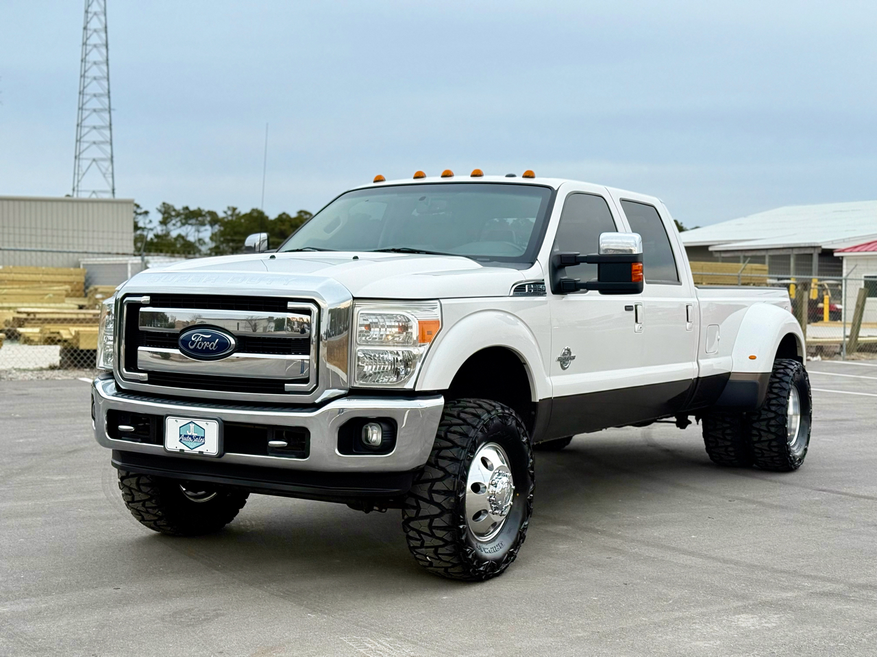Ford F-350 SD Lariat Crew Cab Long Bed DRW 4WD 2016