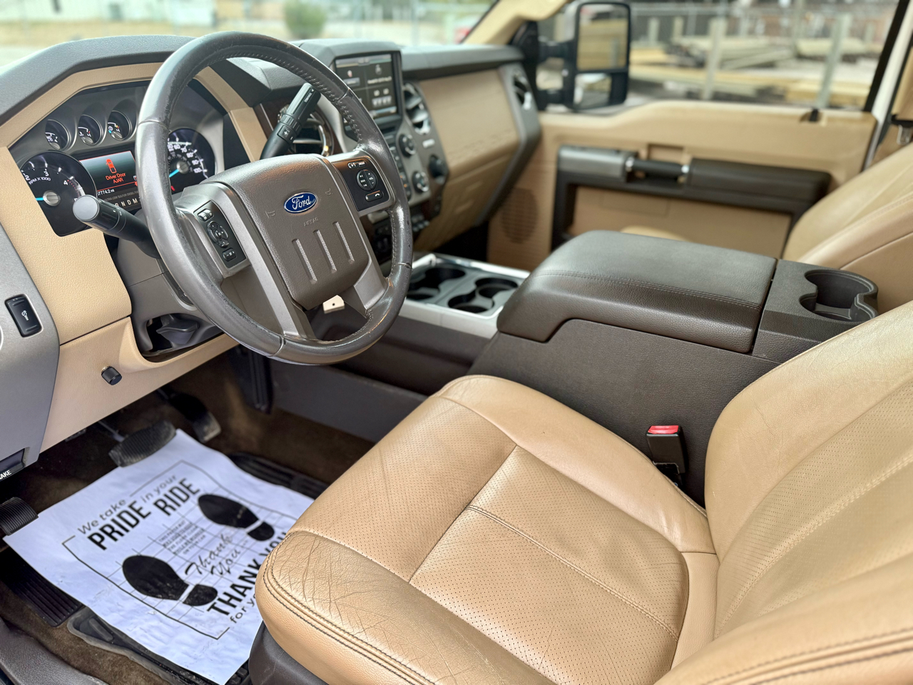 Ford F-350 SD Lariat Crew Cab Long Bed DRW 4WD 2016