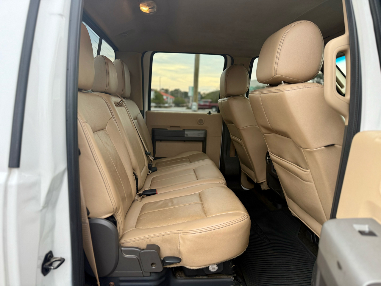 Ford F-350 SD Lariat Crew Cab Long Bed DRW 4WD 2016