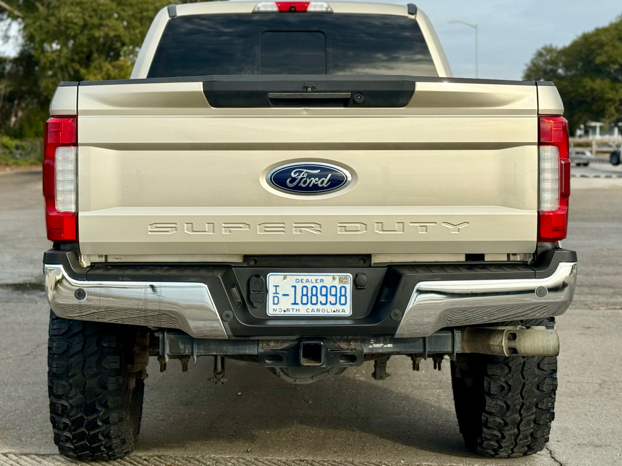 Ford F-250 SD Lariat Crew Cab 4WD 2018