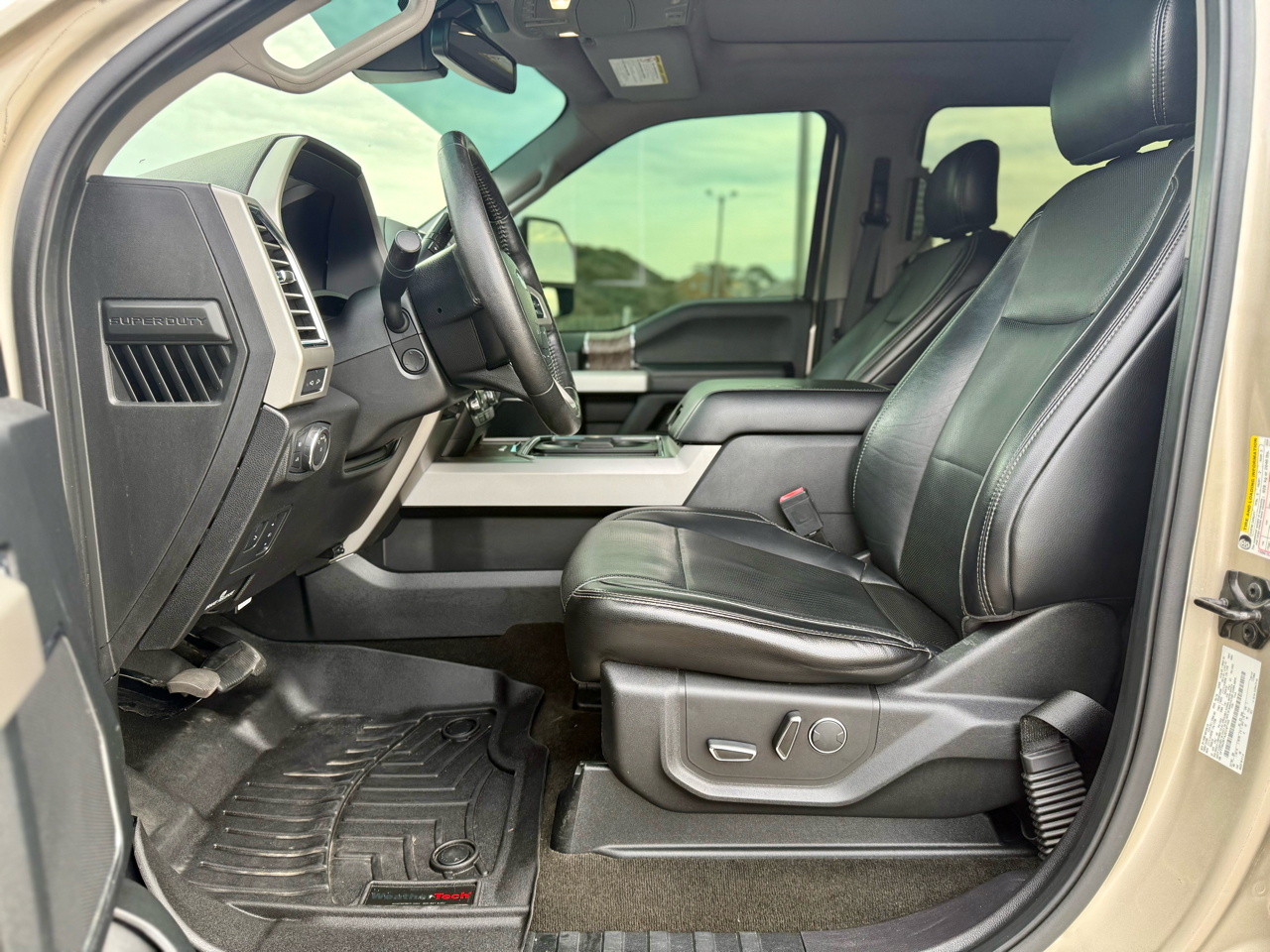 Ford F-250 SD Lariat Crew Cab 4WD 2018