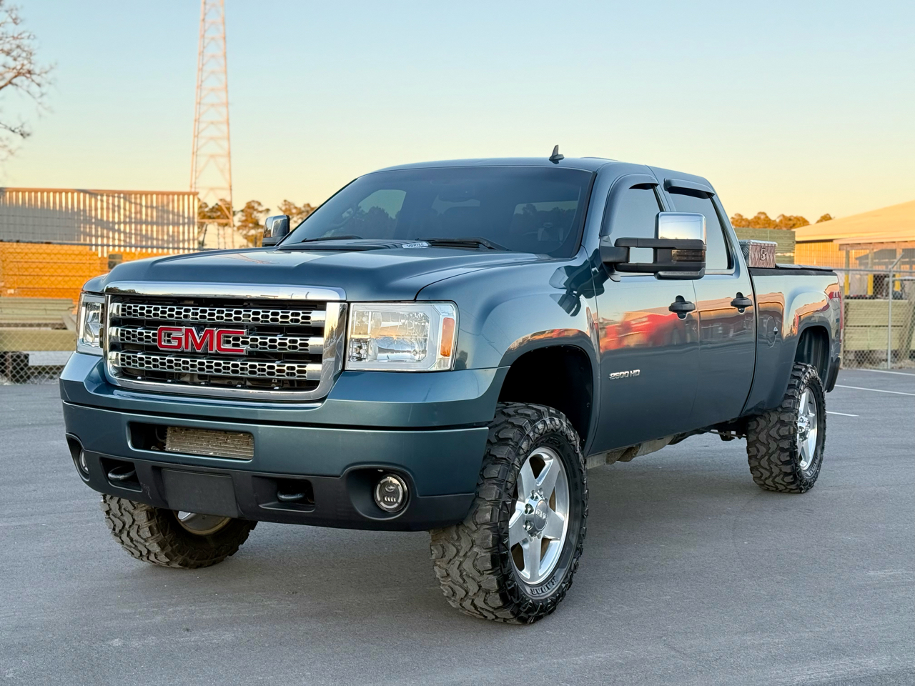 GMC Sierra 2500HD SLE Crew Cab 4WD 2014