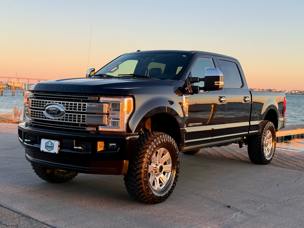 2018 Ford F-250 SD Platinum Crew Cab 4WD