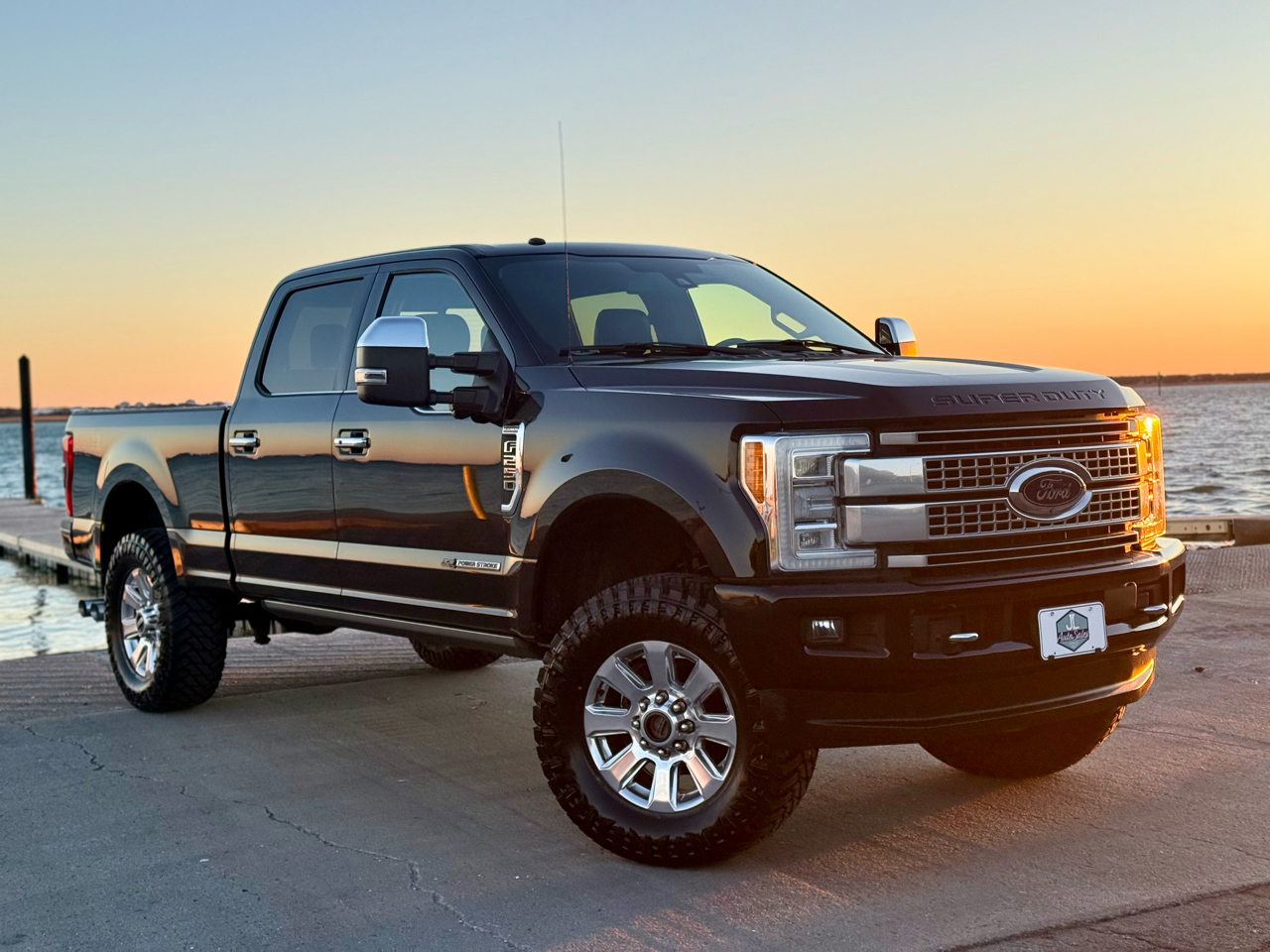 Ford F-250 SD Platinum Crew Cab 4WD 2018