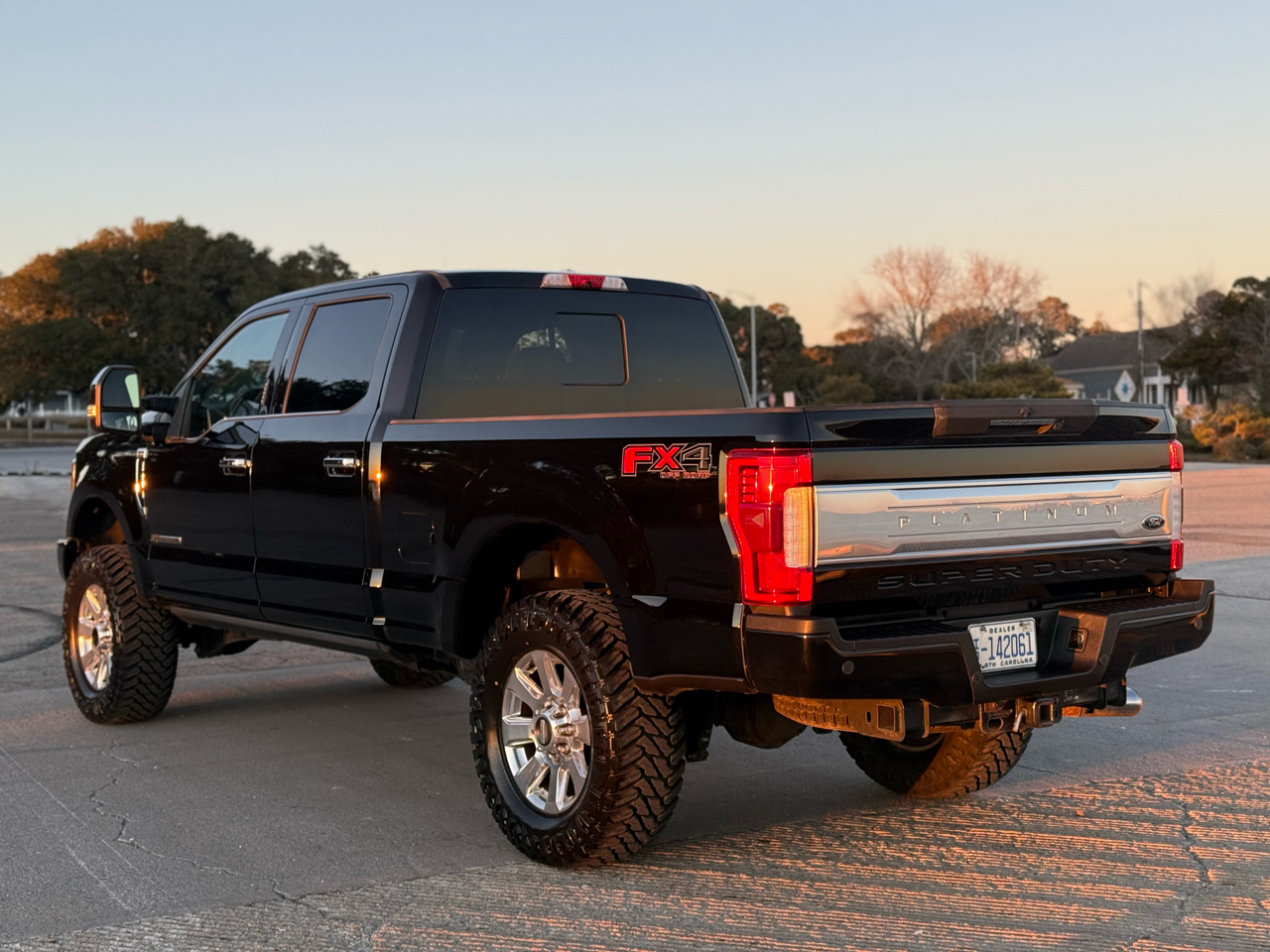 Ford F-250 SD Platinum Crew Cab 4WD 2018