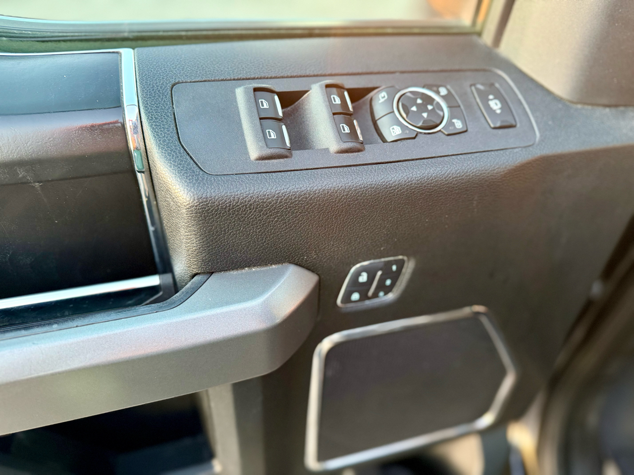 Ford F-250 SD Platinum Crew Cab 4WD 2018