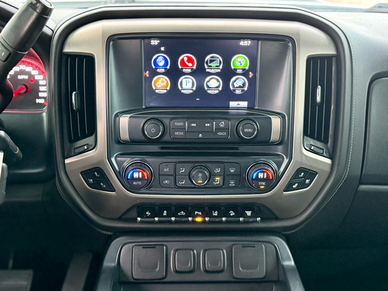 GMC Sierra 2500HD Denali Crew Cab 4WD 2016