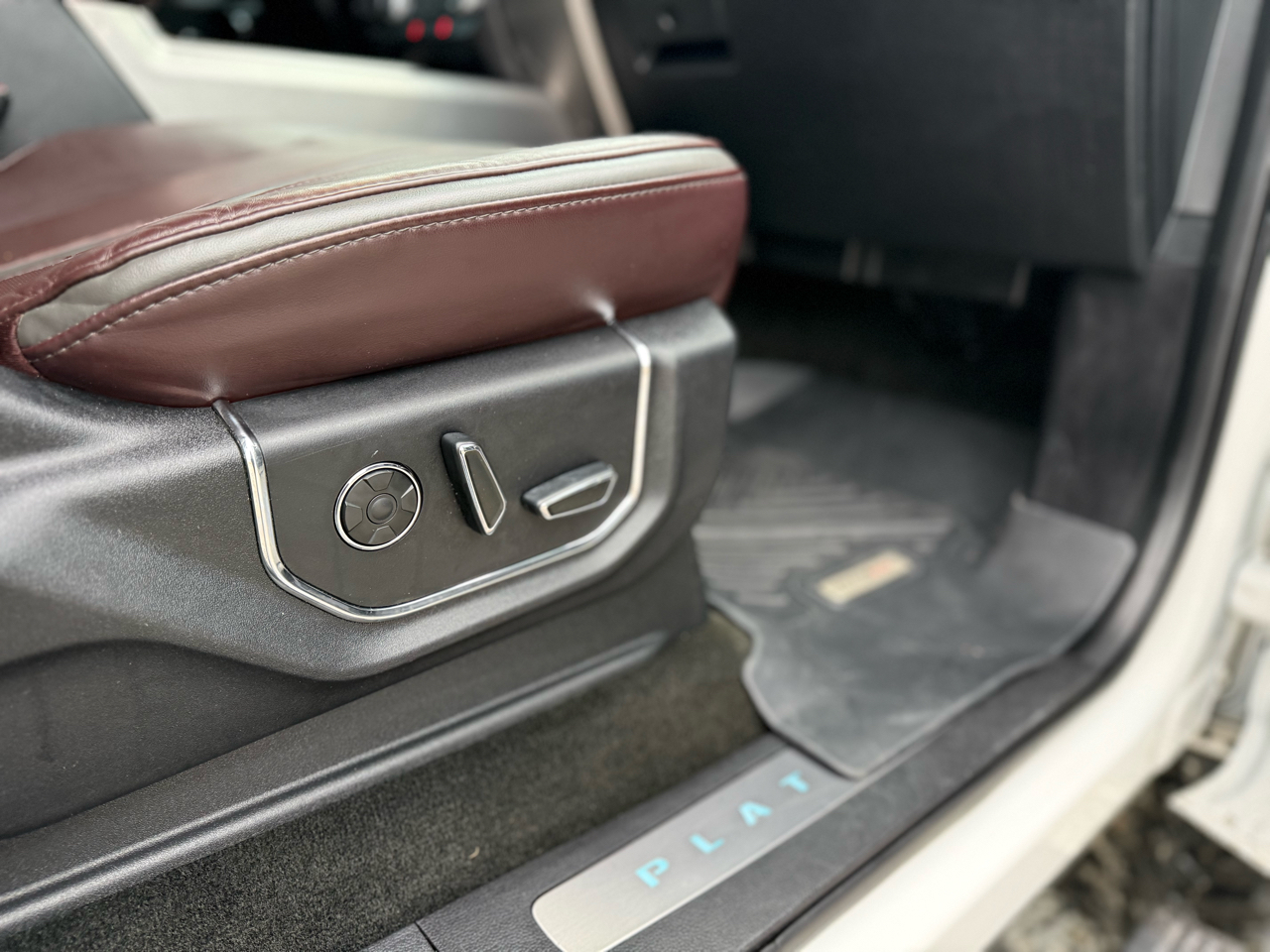 Ford F-350 SD Platinum Crew Cab 4WD 2017