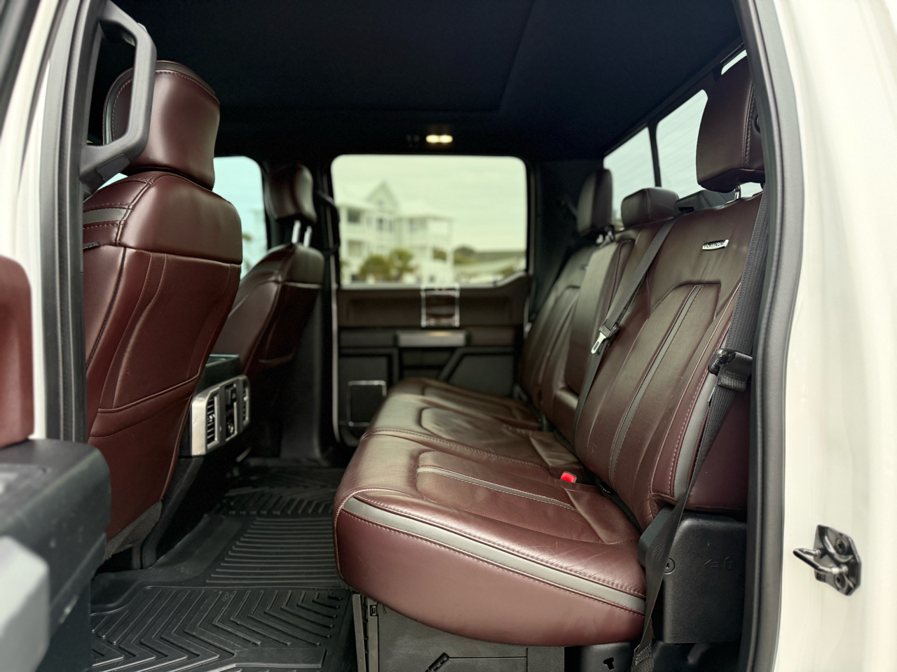 Ford F-350 SD Platinum Crew Cab 4WD 2017