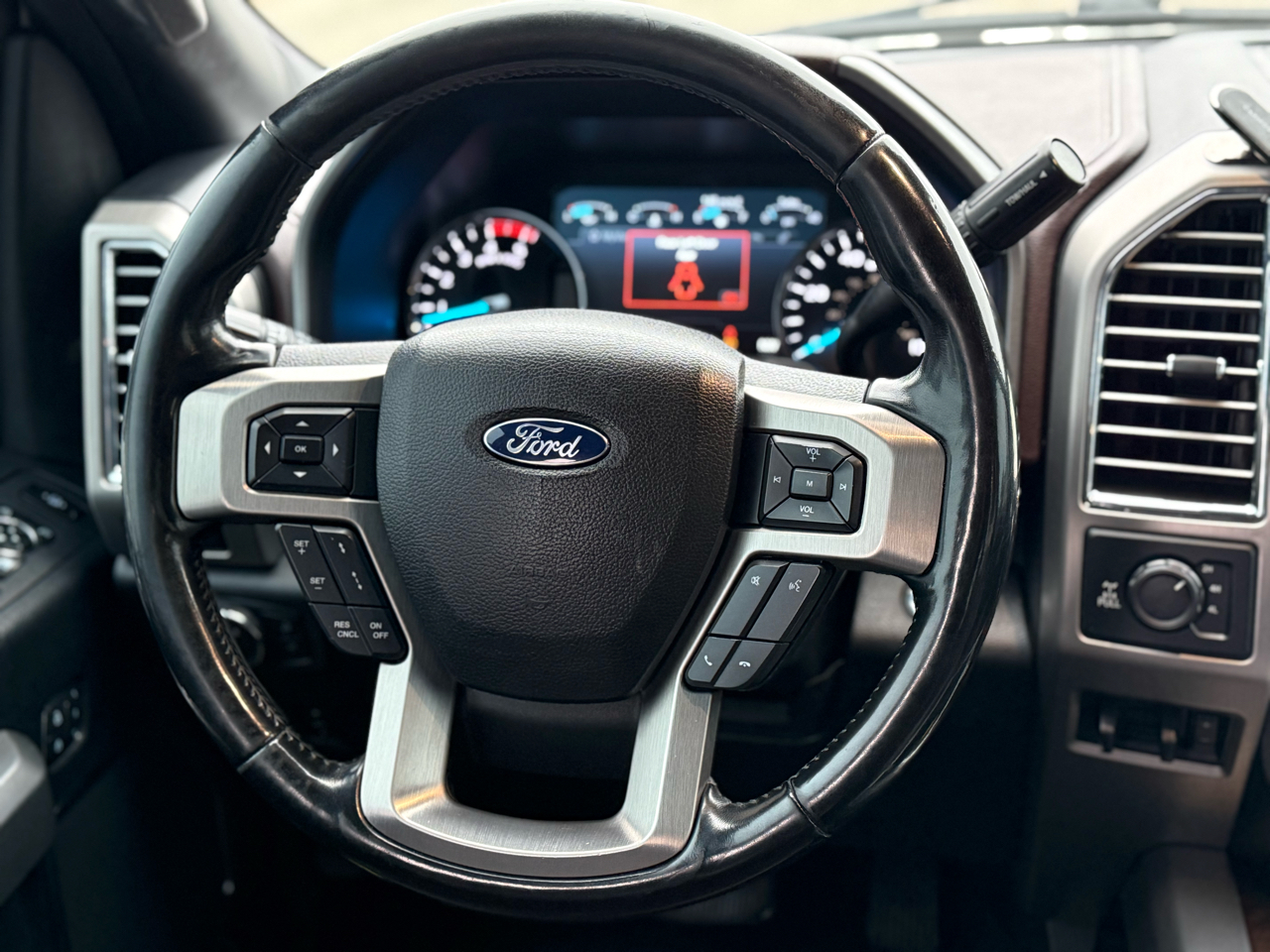 Ford F-350 SD Platinum Crew Cab 4WD 2017