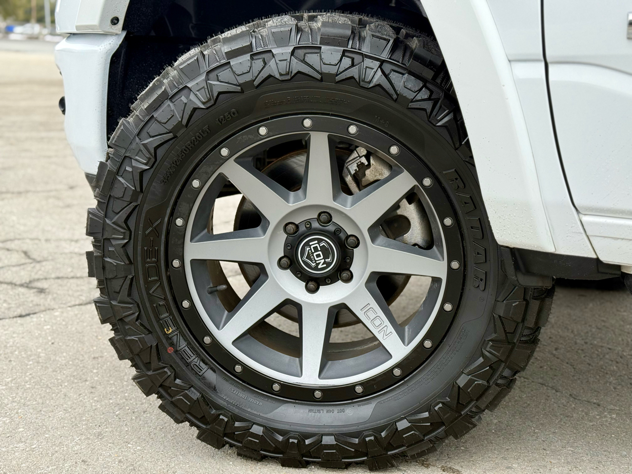 RAM 1500 Laramie Crew Cab SWB 4WD 2022