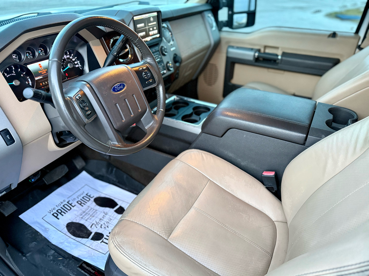 Ford F-350 SD Lariat Crew Cab Long Bed DRW 4WD 2015