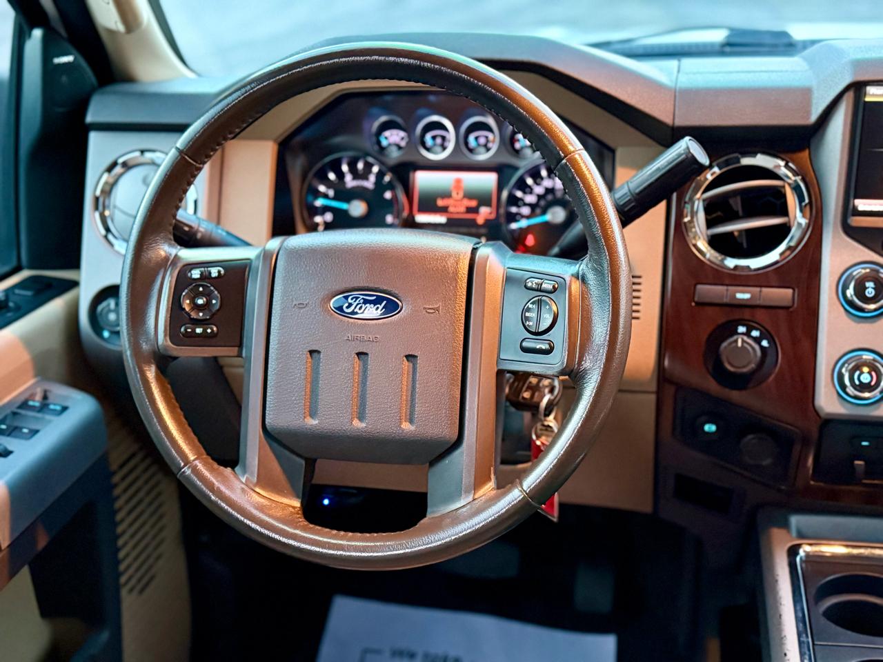 Ford F-350 SD Lariat Crew Cab Long Bed DRW 4WD 2015