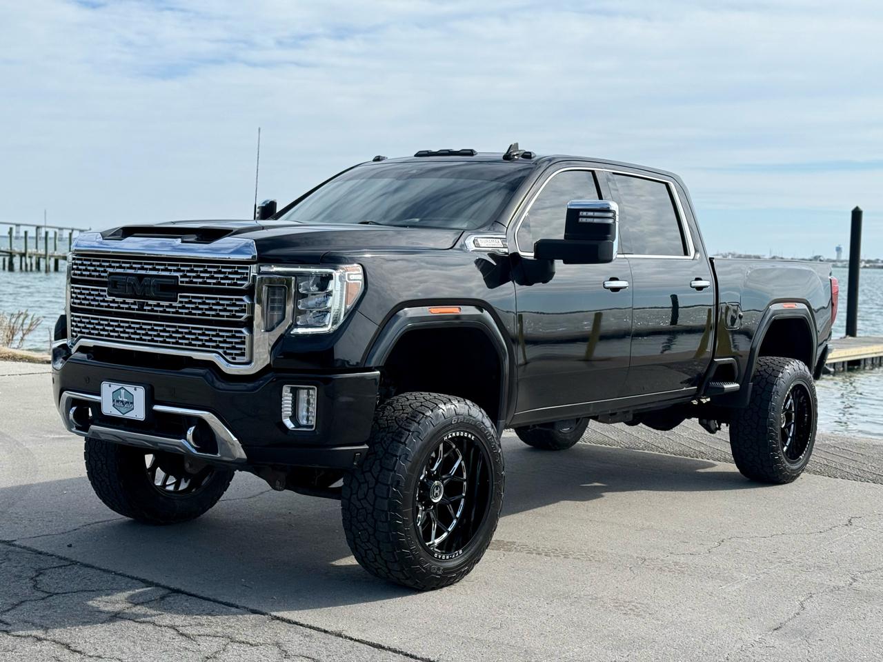 GMC Sierra 2500HD Denali Crew Cab 4WD 2021