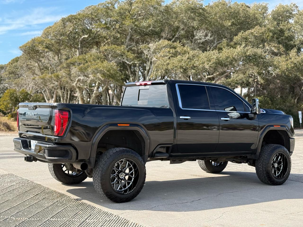 GMC Sierra 2500HD Denali Crew Cab 4WD 2021