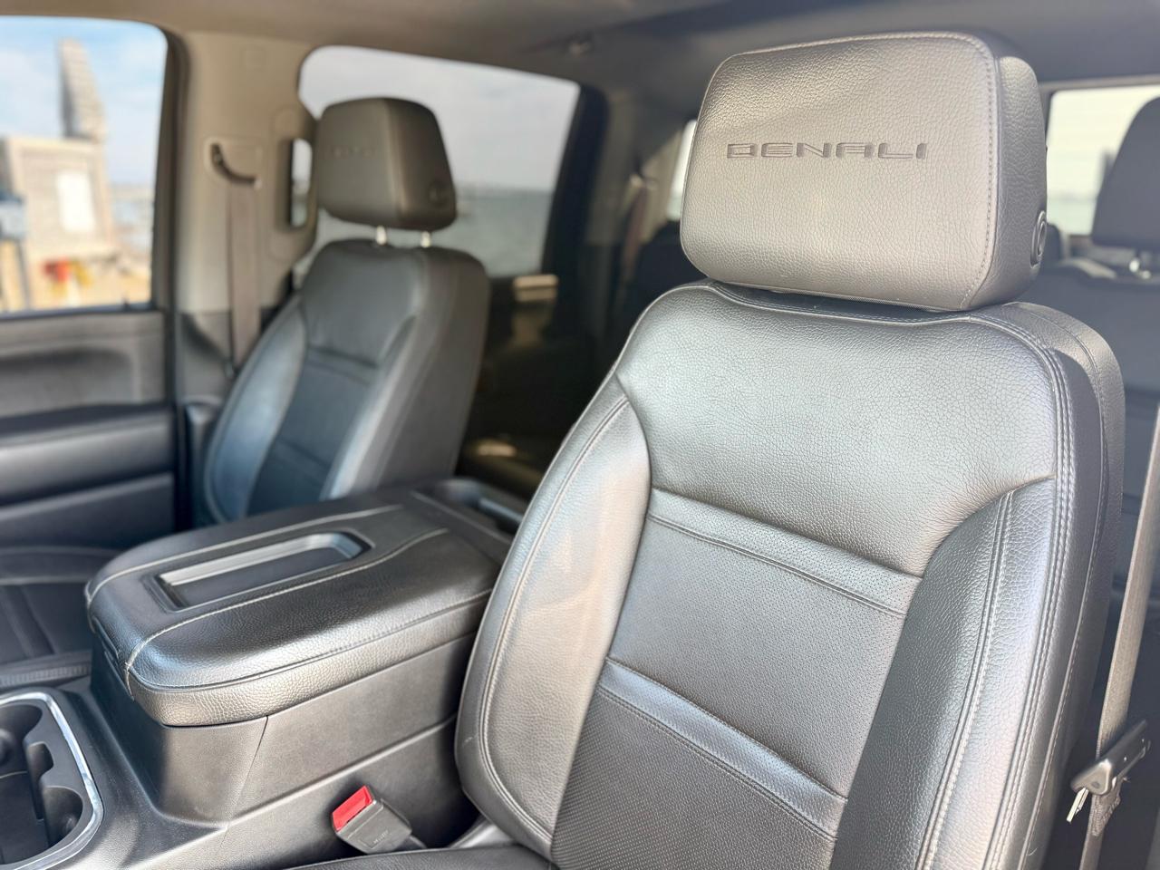 GMC Sierra 2500HD Denali Crew Cab 4WD 2021