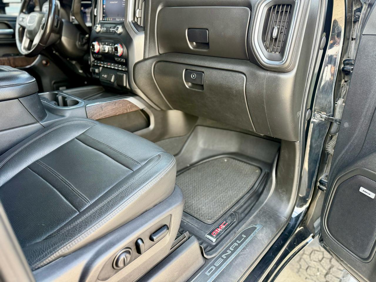 GMC Sierra 2500HD Denali Crew Cab 4WD 2021