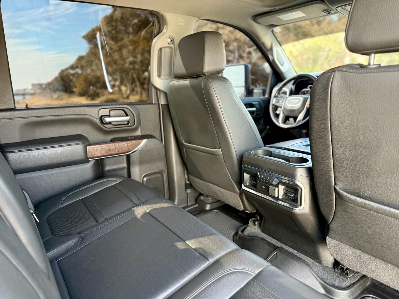 GMC Sierra 2500HD Denali Crew Cab 4WD 2021