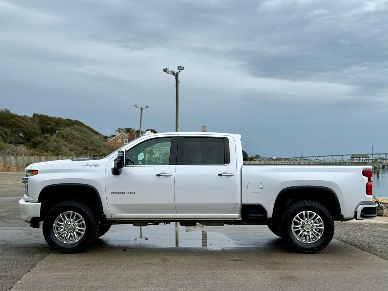 Chevrolet Silverado 2500HD High Country Crew Cab Short Box 4WD 2022