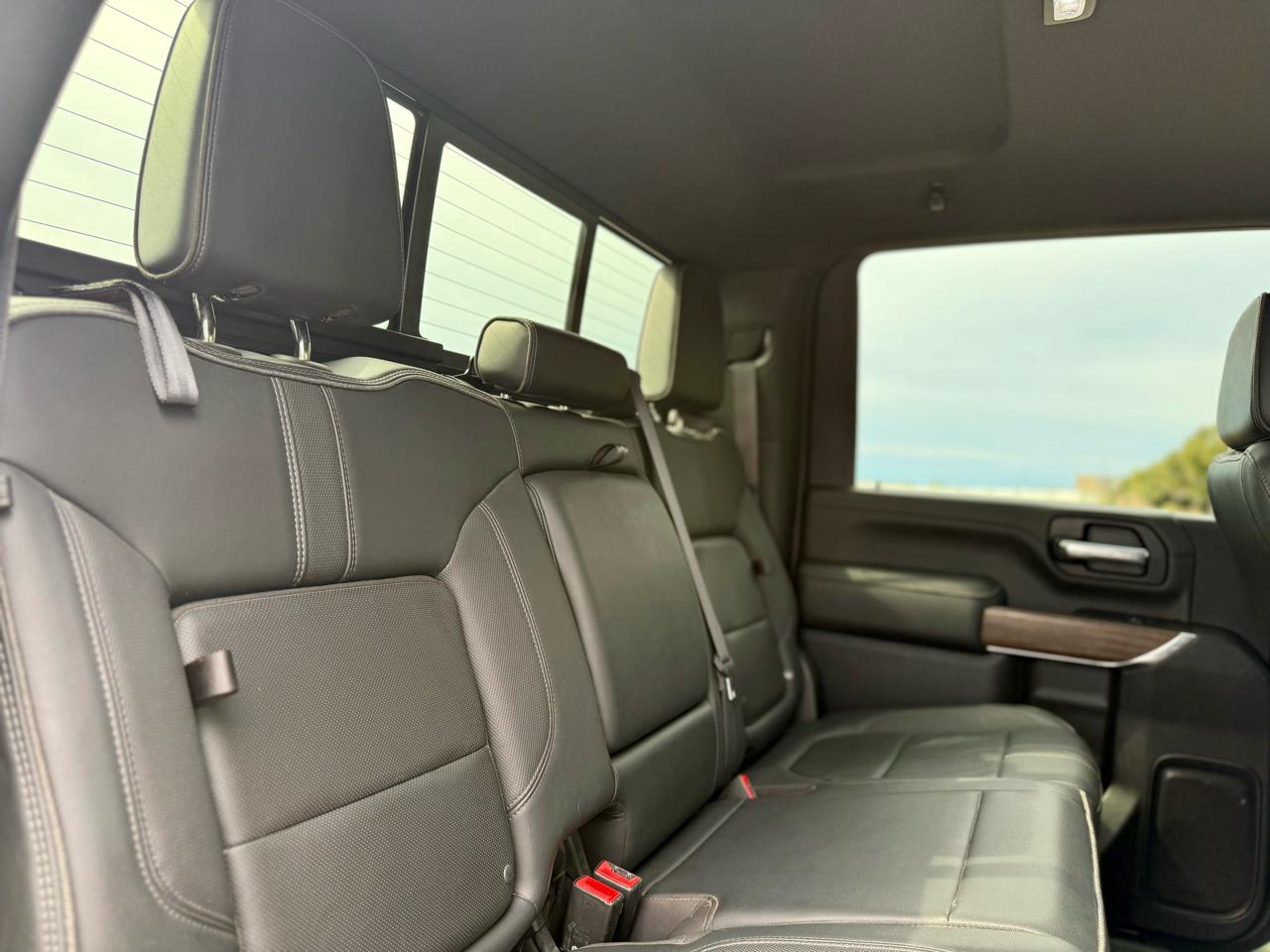 Chevrolet Silverado 2500HD High Country Crew Cab Short Box 4WD 2022