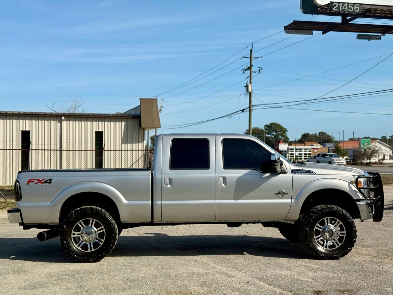 Ford F-250 SD Lariat Crew Cab 4WD 2016
