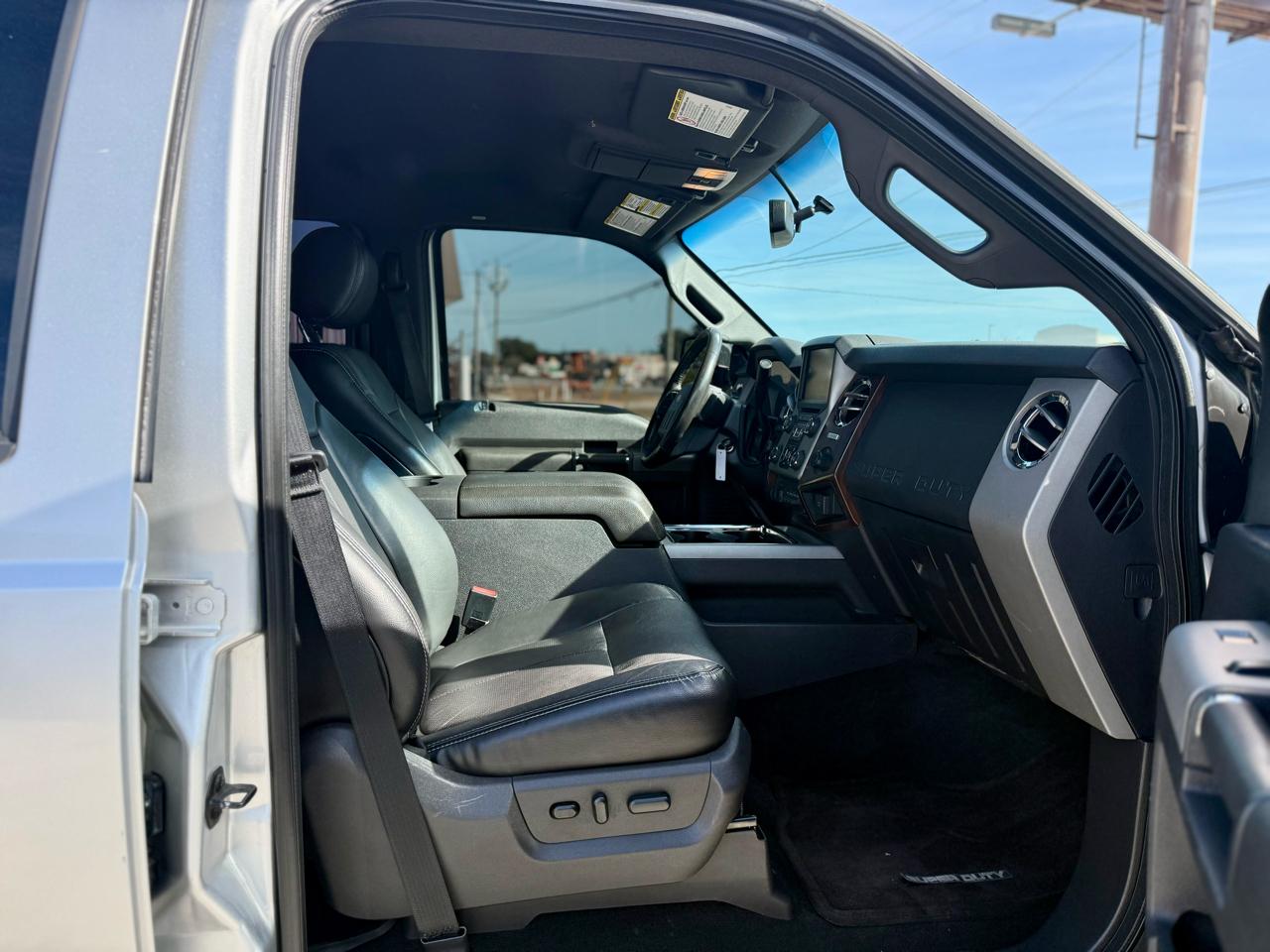 Ford F-250 SD Lariat Crew Cab 4WD 2016