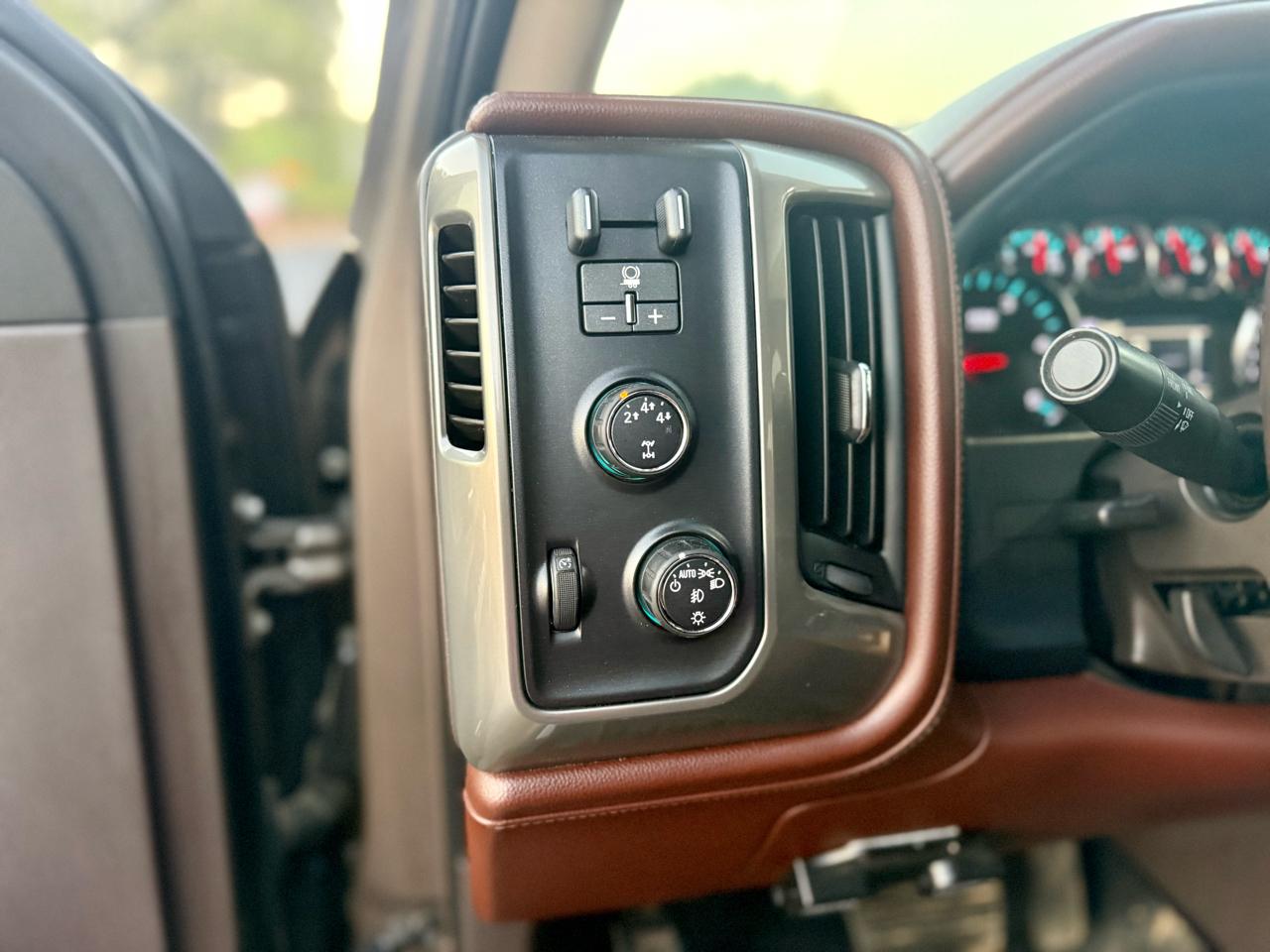 Chevrolet Silverado 2500HD  2015