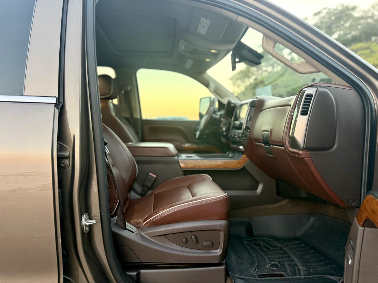 Chevrolet Silverado 2500HD  2015