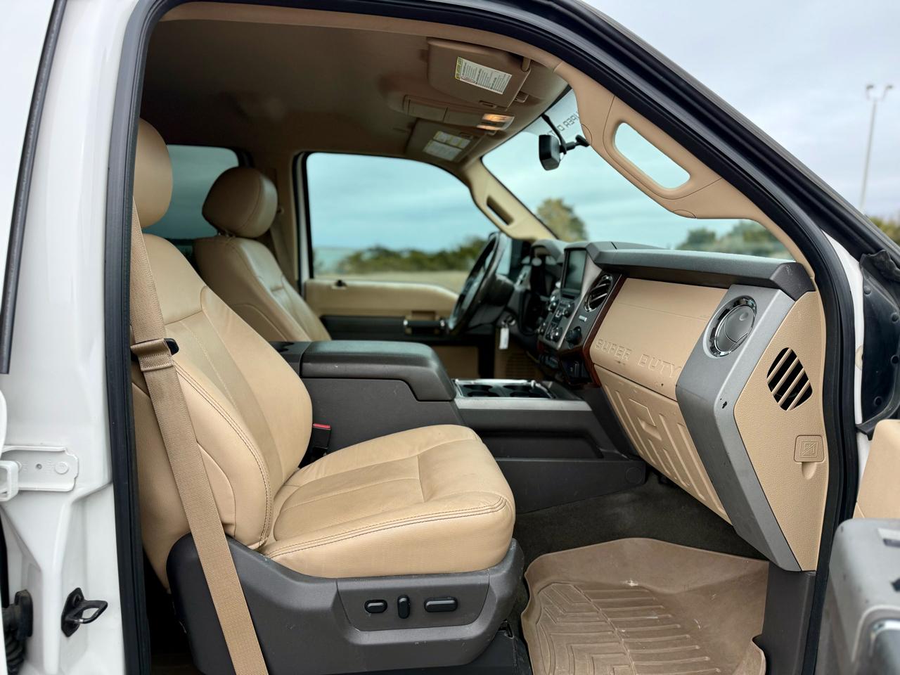 Ford F-250 SD Lariat Crew Cab 4WD 2015