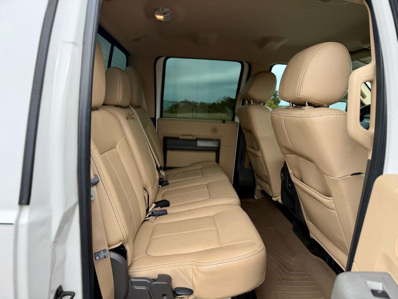 Ford F-250 SD Lariat Crew Cab 4WD 2015