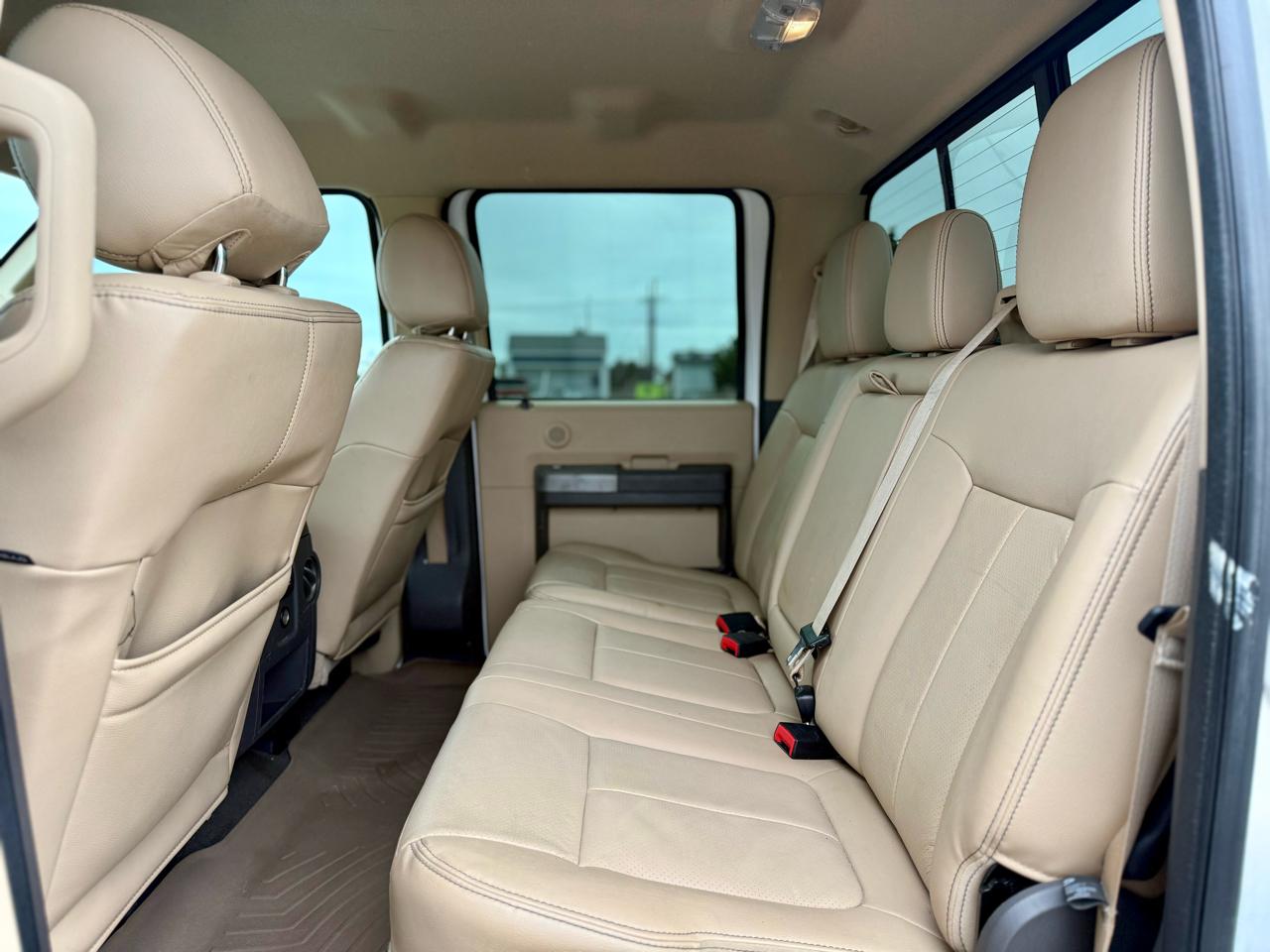 Ford F-250 SD Lariat Crew Cab 4WD 2015