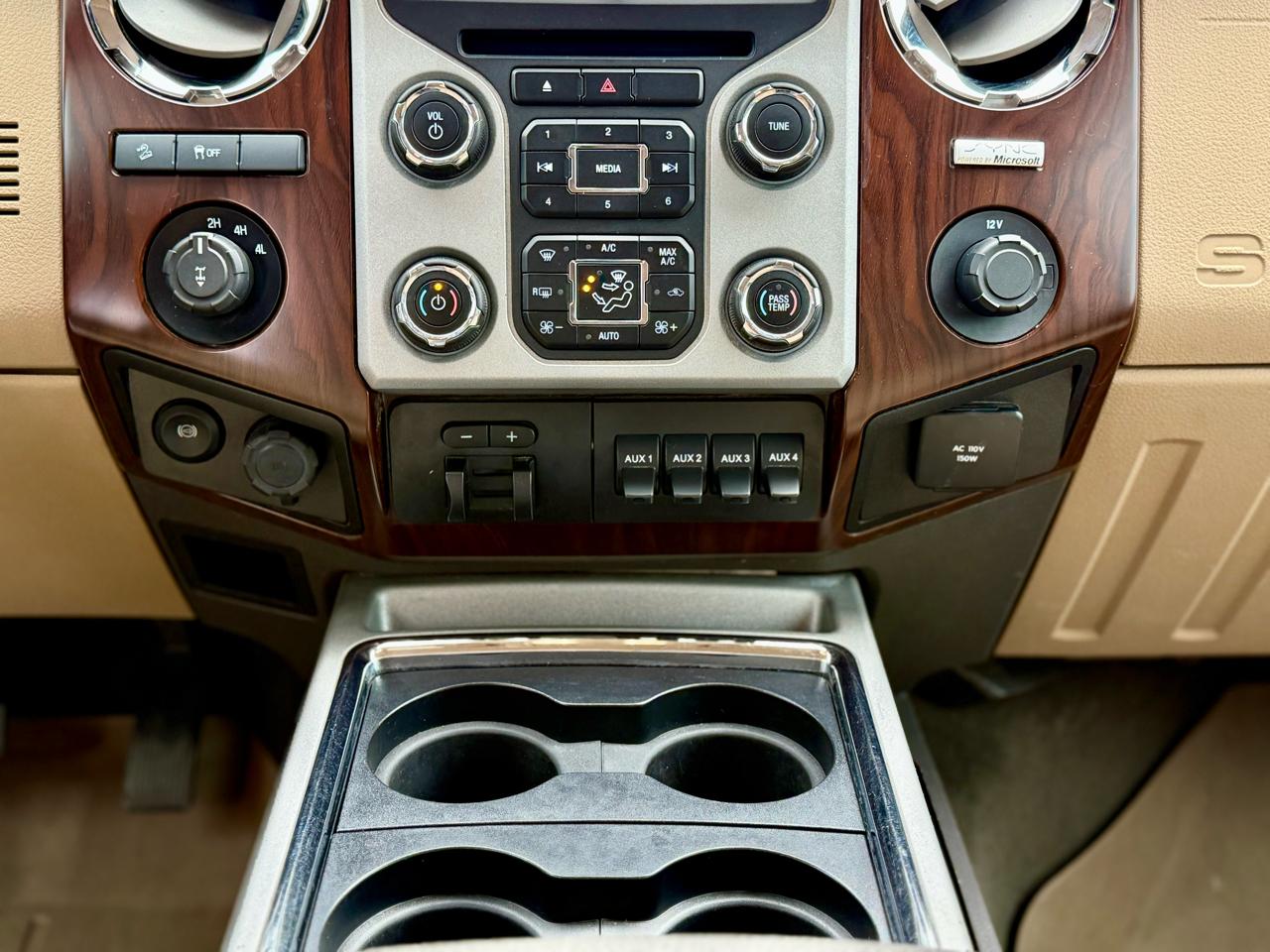 Ford F-250 SD Lariat Crew Cab 4WD 2015