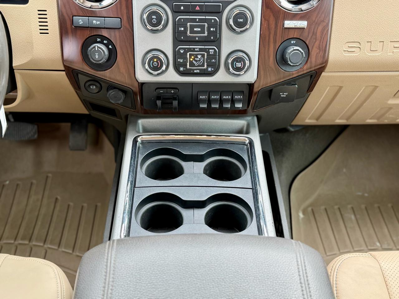 Ford F-250 SD Lariat Crew Cab 4WD 2015