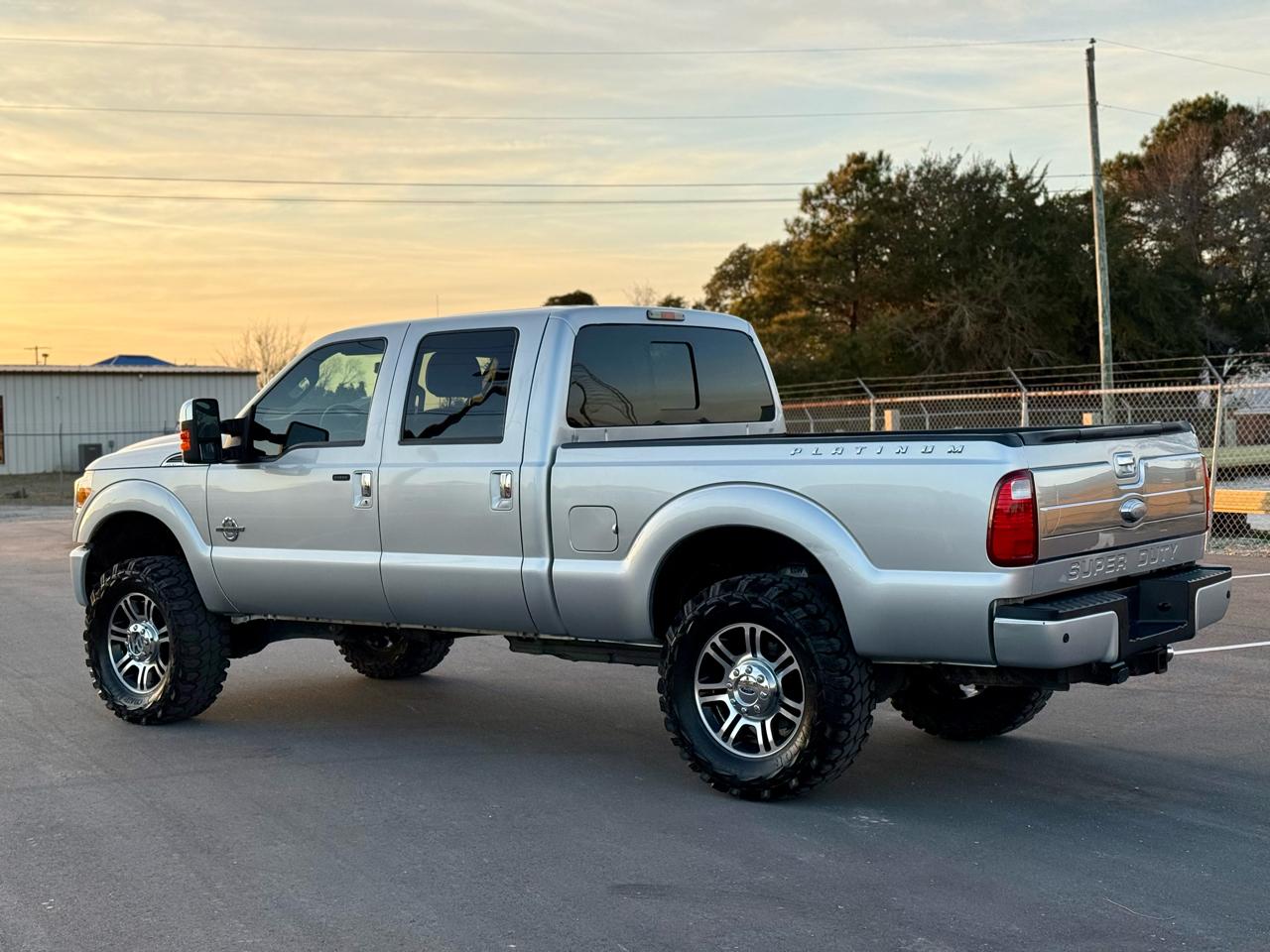 Ford F-250 SD Platinum Crew Cab 4WD 2016