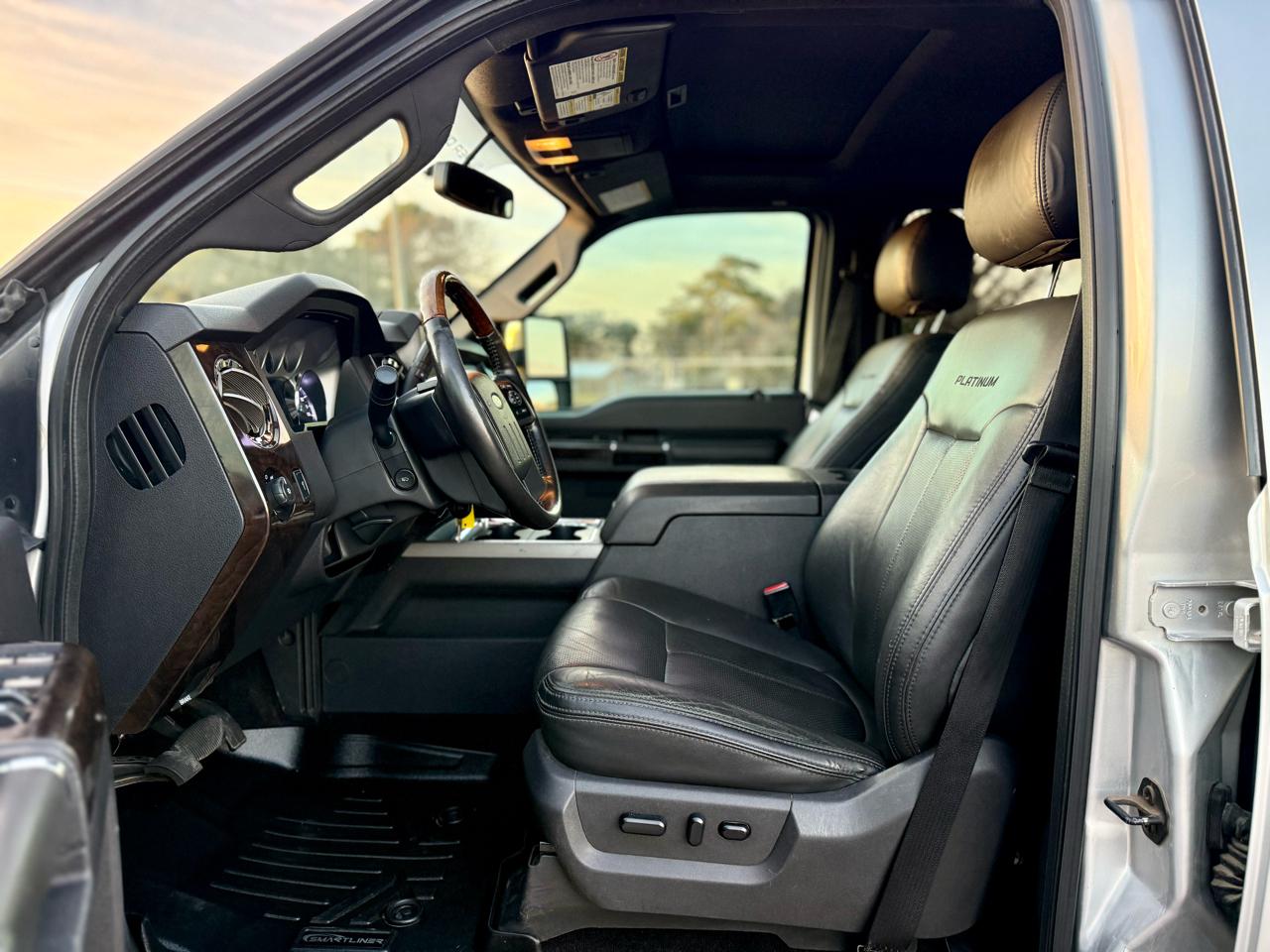 Ford F-250 SD Platinum Crew Cab 4WD 2016