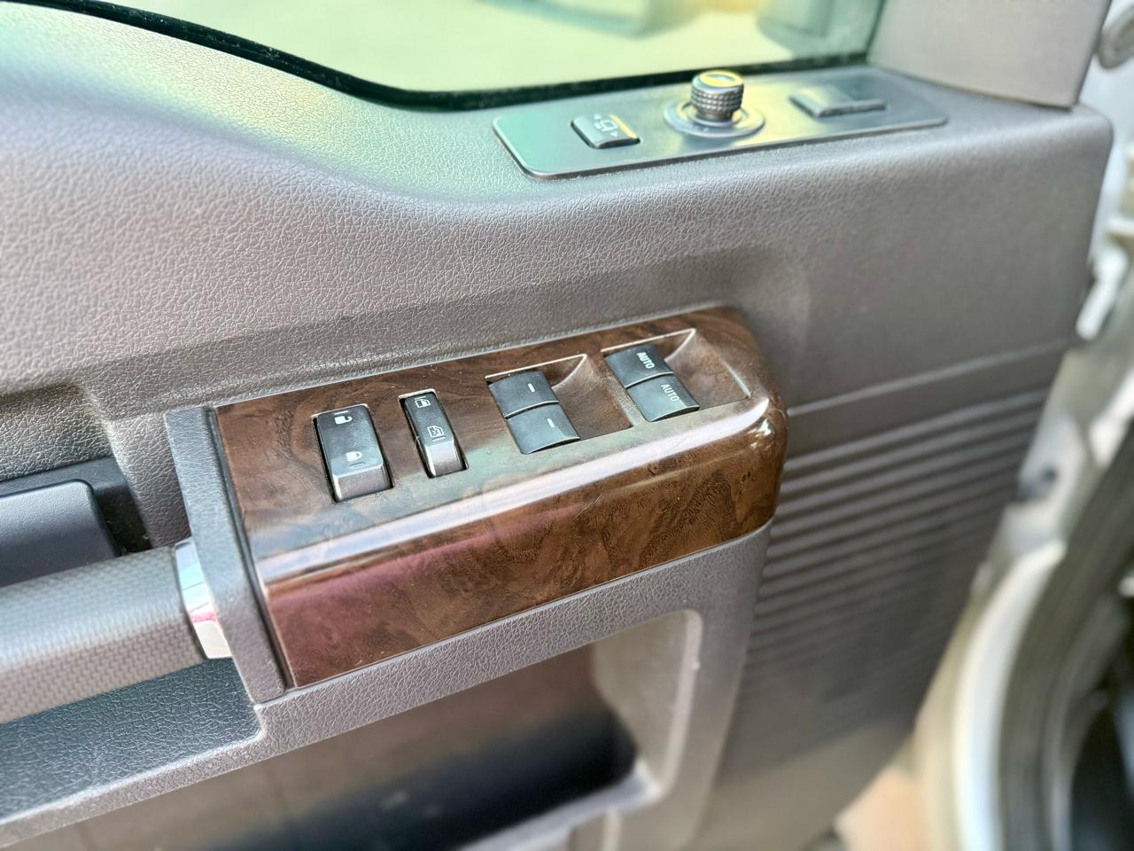 Ford F-250 SD Platinum Crew Cab 4WD 2016