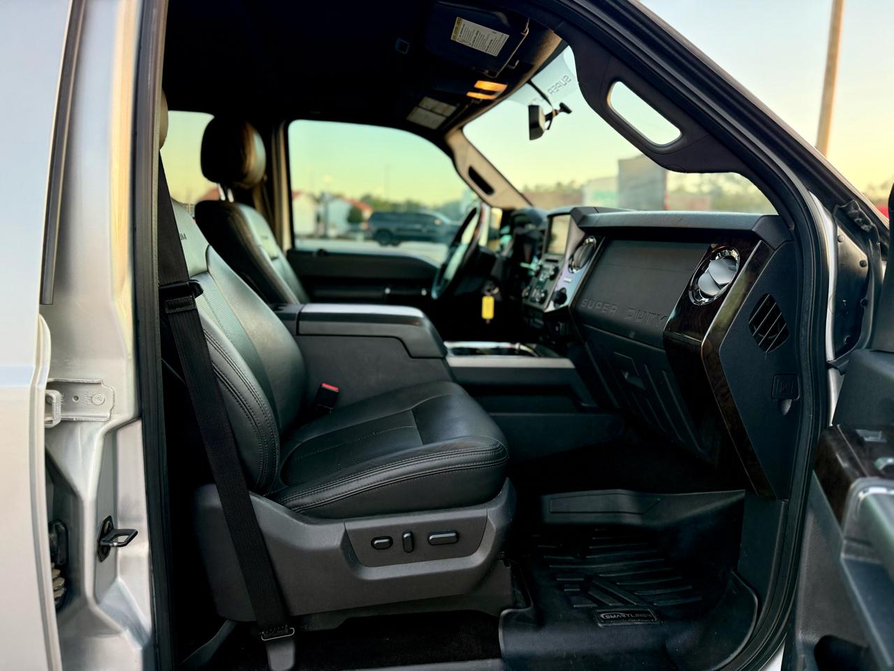 Ford F-250 SD Platinum Crew Cab 4WD 2016