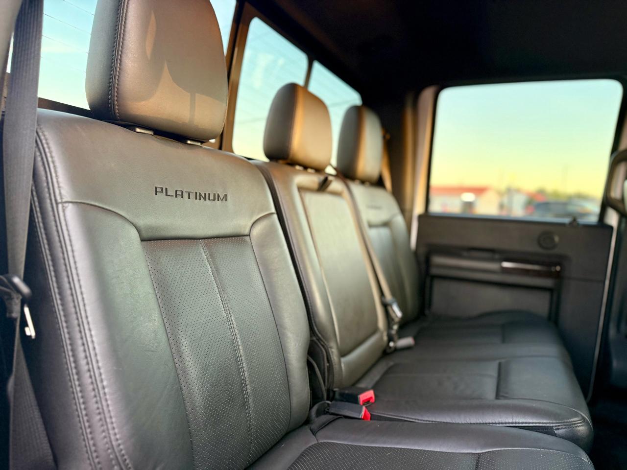 Ford F-250 SD Platinum Crew Cab 4WD 2016